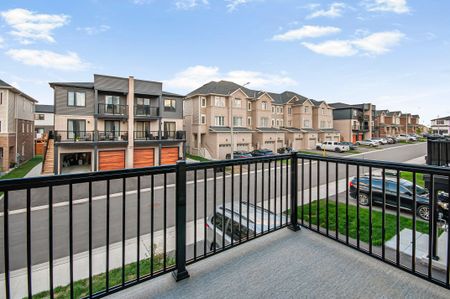 For Lease - 29 Wagon Lane, Barrie, Ontario - Photo 4