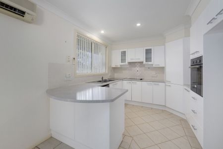 Level Villa Located in Innes Lake Estate - Photo 3