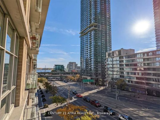 For Lease - 9 Spadina Avenue Unit# 511, Toronto, Ontario - Photo 1