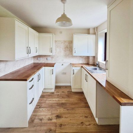 2 bedroom house to rent - Photo 3