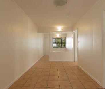 2/24 Hale Street, Townsville City - Photo 6