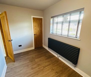 2 Bed Semi-Detached House, Smelter Wood Crescent, S13 - Photo 2