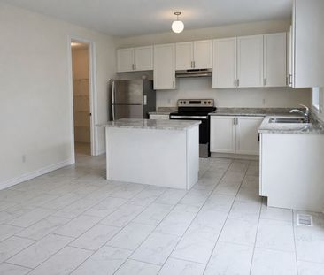 For Lease - 218 Roy Drive, Clearview, Ontario - Photo 3