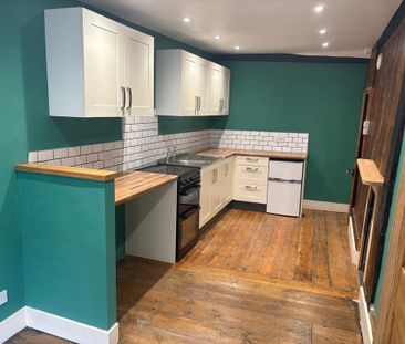 2 bedroom maisonette to rent - Photo 5
