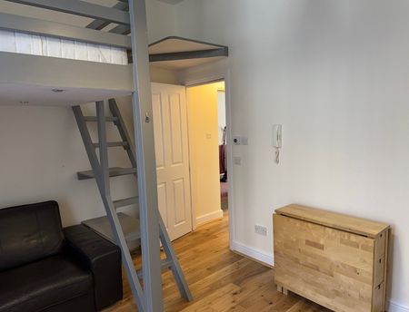 Studio Flat, Gloucester Drive, N4 - Photo 3