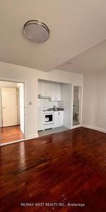 HURRY IN STUNNING UPPER LEVEL SPACIOUS STUDIO - Photo 4