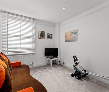 4 bedroom terraced house to rent - Photo 4