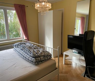 Ebba Brahes väg, Sollentuna - Photo 1