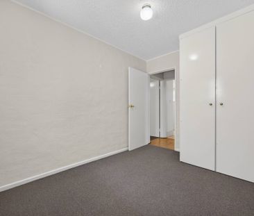 Neat & Low-Maintenance Two Bedroom Unit in the Heart of Wembley - Photo 5