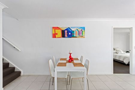 STAND OUT PROPERTY WITH TWO SEPARATE LIVING AREAS! - Photo 2