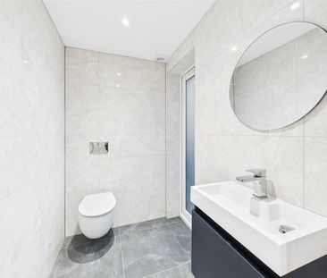 High Street, Hampton Wick, Middlesex, KT1, Kingston Upon Thames - Photo 4