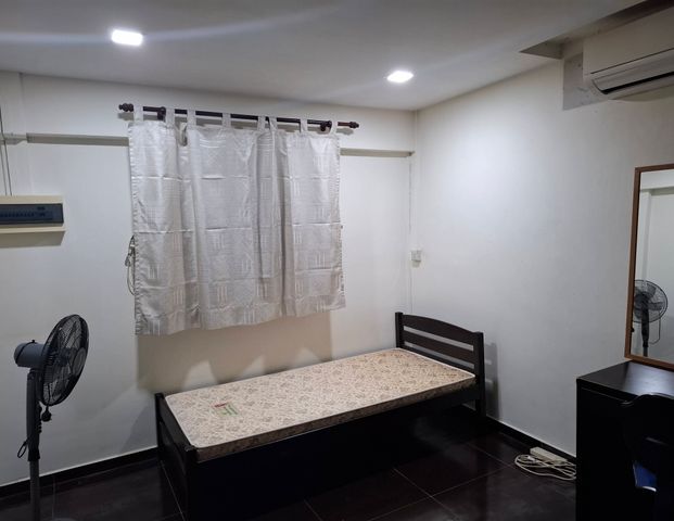 2 Bedroom HDB_THREE_ROOM at Jurong West - Photo 1