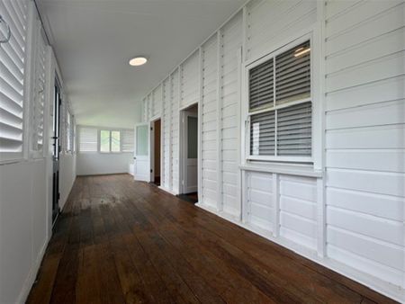 Newly Renovated 3 bedroom home in Hermit Park - Photo 4