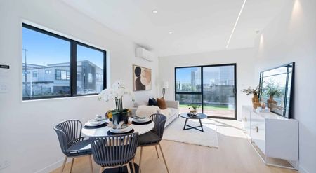 Stylish 3-Bedroom Home with Study - Photo 3