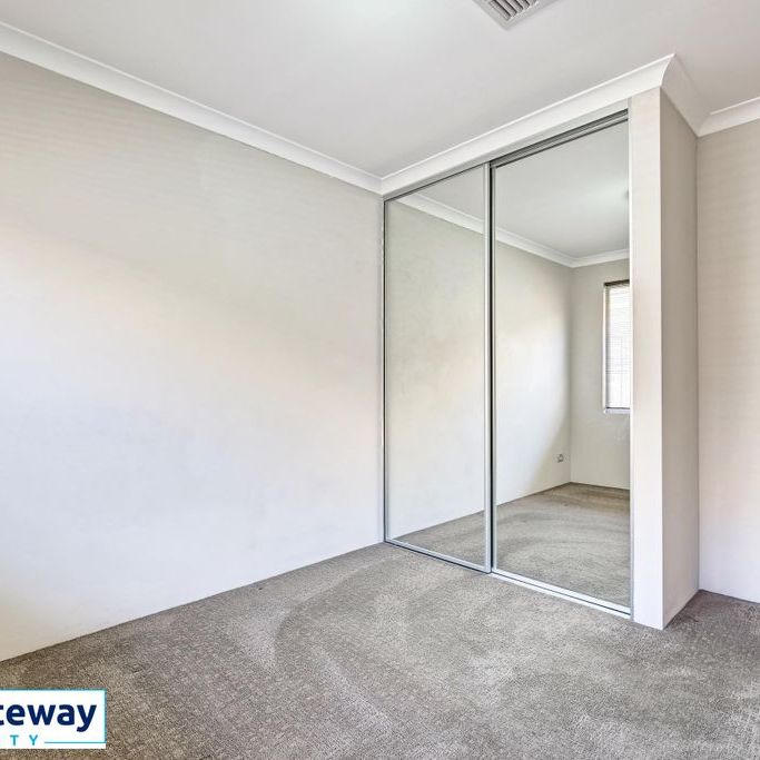 2 Latteri Turn, AUBIN GROVE WA 6164 - Photo 1