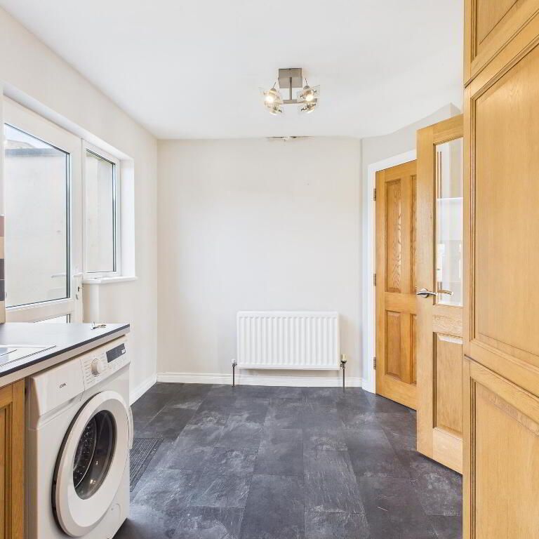 270 Beersbridge Road, Belfast, BT5 4RZ - Photo 1