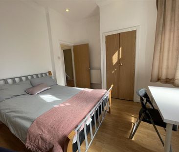 7 bedroom terraced house to rent - Photo 2