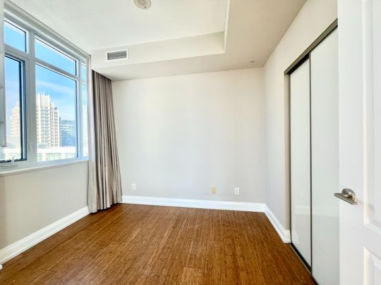 For Lease - 90 Stadium Road Unit# 1706, Toronto, Ontario - Photo 1