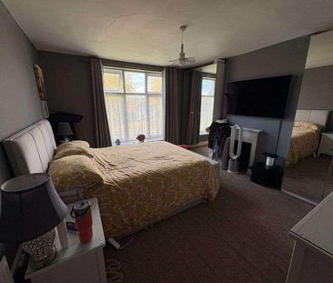 Fairbrook Farmhouse, Hernill, ME13 - Photo 4