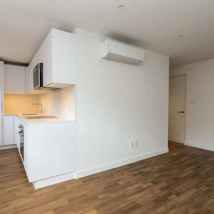 1001 O'Connor Drive — 1 Bedroom - unit 220 - Photo 1