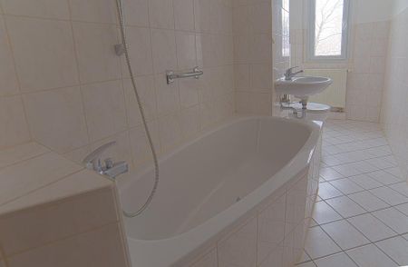 2-Raum-Wohnung mit Balkon in Wolkenstein zu vermieten - Photo 3