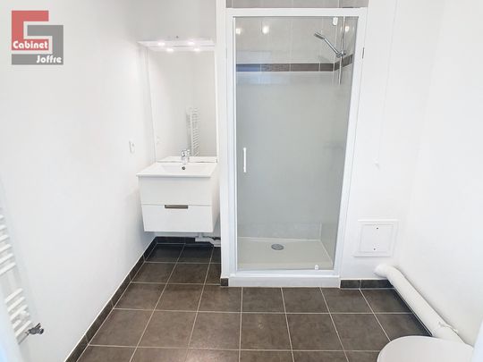 Location Appartement 3 pièces 61m² FONTAINEBLEAU 77300 - Photo 1