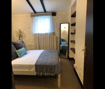 3 Bed Flat, St. Peter's Street Mews, N1 - Photo 2