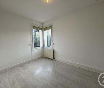 Location Appartement 3 pièces 74m² LA VALENTINE 11ème - Photo 1