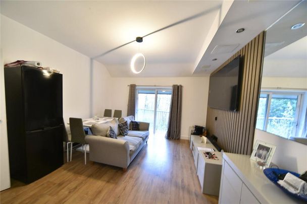 3 bedroom apartment to rent - Photo 1