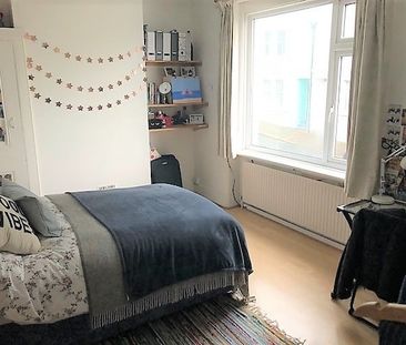 Room in a Shared House, Blaker Street, BN2 - Photo 5