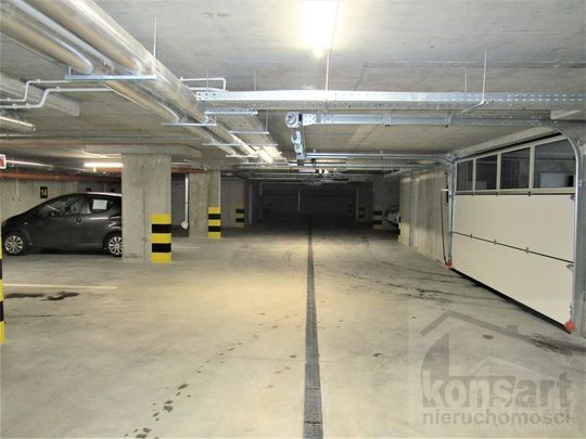 NIEUMEBLOWANE * BALKON * PARKING * KOMÓRKA LOK. - Photo 1