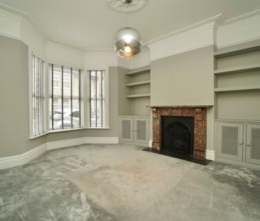 4 bedroom House To Let Total Size: 1450 SQ FT - Photo 6