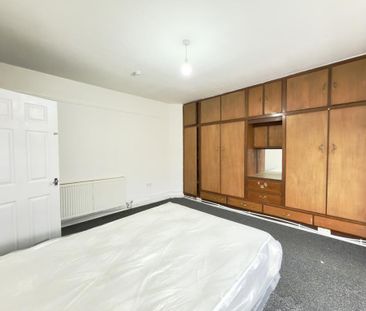 Studio to rent - Photo 6