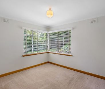 Large Family Home with Stunning Water Views - Photo 3