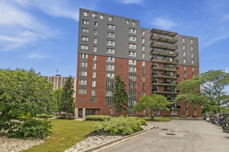 St. Clair Towers — The 11 Collection - Photo 4