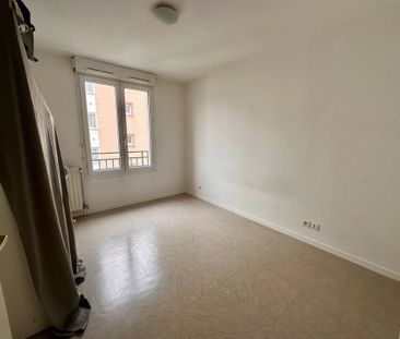 Location Appartement 2 pièces 46m² TOURNAN EN BRIE 77220 - Photo 2