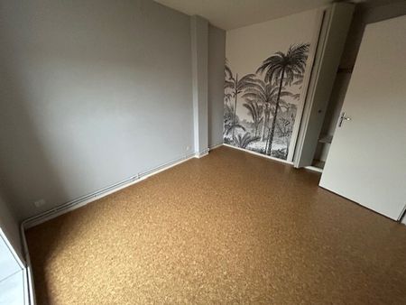 Location Maison 110m² GRAND FORT PHILIPPE 59153 - Photo 4