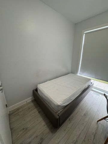 105 Amaya, Ottawa, ON K2A 3X7 - Photo 3