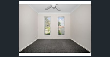 CONTEMPORARY AIR-CONDITIONED FULL SIZE ONE BEDROOM HOUSE - Photo 2