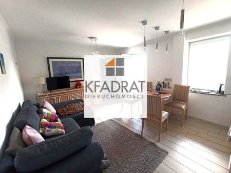 Stare Miasto, 2 pokoje, duży balkon. Polecam. - Photo 3