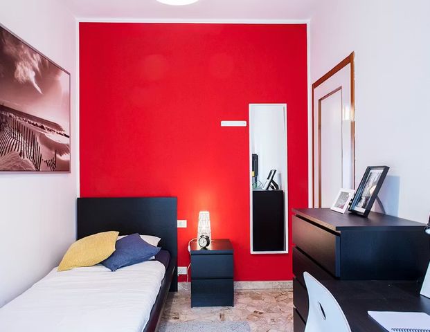 Via Salvatore Barzilai, Milan, Lombardy 20146 - Photo 1