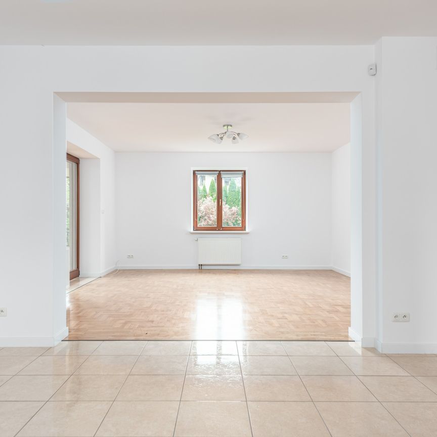 Warszawa, Ursynów, Warszawa, Ursynów - Photo 1