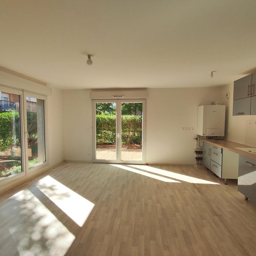 Location Appartement 4 pièces 79m² ST BENOIT 86280 - Photo 1