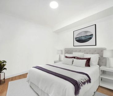 Low-Maintenance Lifestyle & Lake Facing Living! - Photo 4