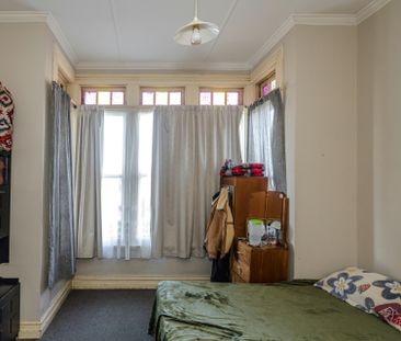 CHARACTER FAMILY HOME - Photo 6