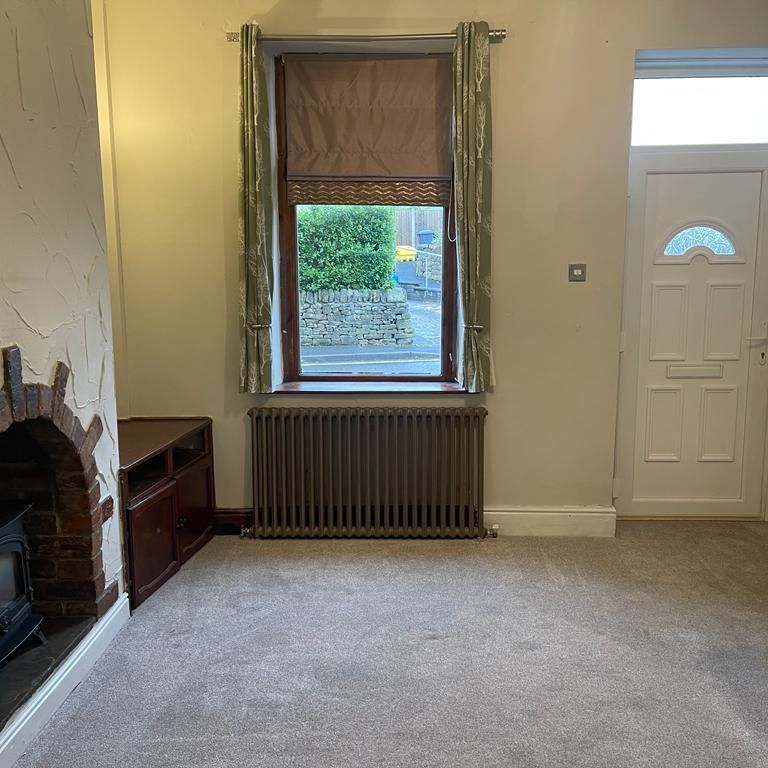 2 bedroom terraced house to rent - Photo 1