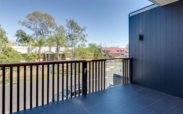 5/8 Somerset Street, Yeronga QLD 4104 - Townhouse For Rent | Domain - Photo 1