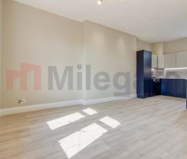 3 bedroom flat to rent - Photo 5