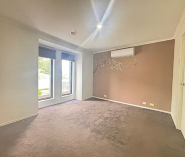 Well-Appointed Home with Modern Features & Easy Living - Photo 3