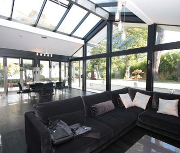 6 bedroom detached house to rent - Photo 3